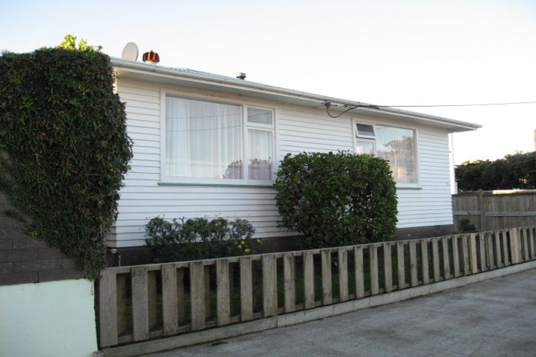 Photo of property in 12 Kemp Street, Kilbirnie, Wellington, 6022
