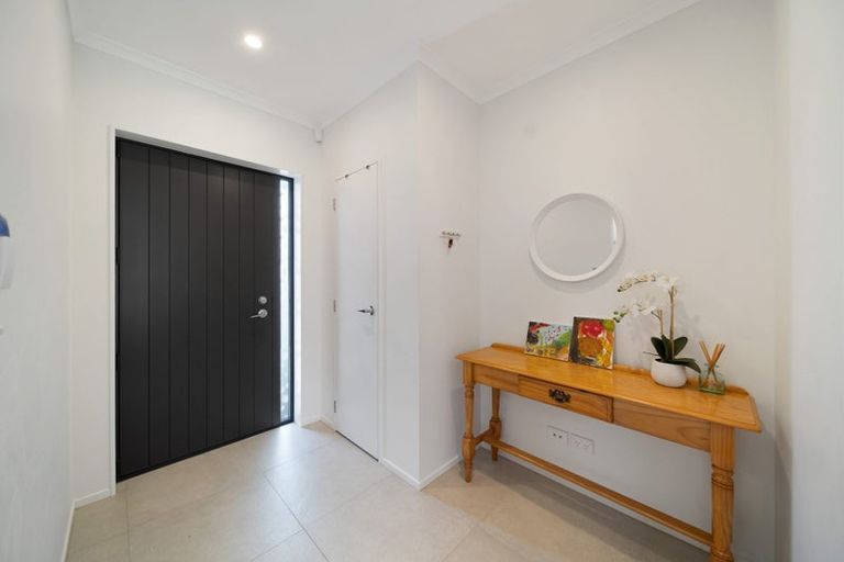 Photo of property in 4 Orona Place, Takanini, 2112