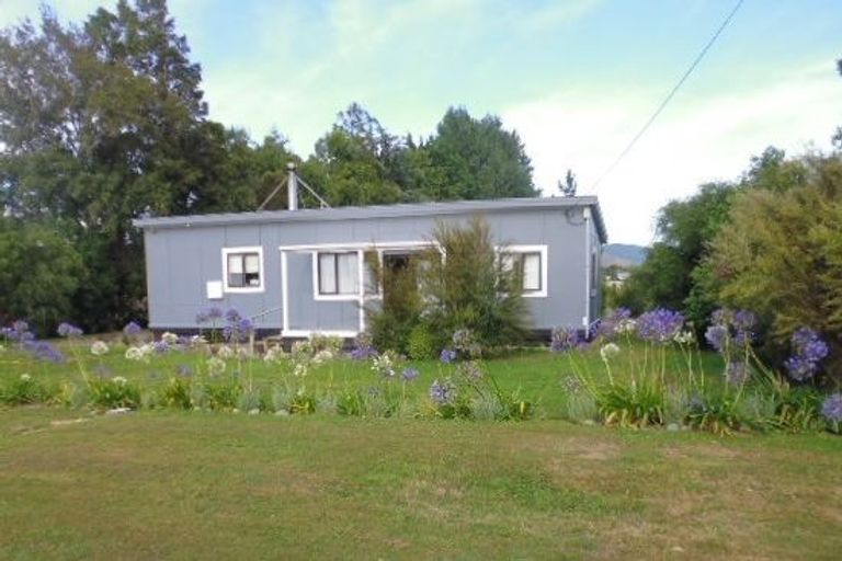 Photo of property in 11 Bevan Street, Woodville, 4920