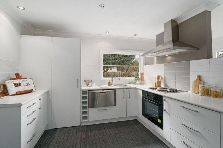 Photo of property in 9 Percival Road, Paraparaumu Beach, Paraparaumu, 5032