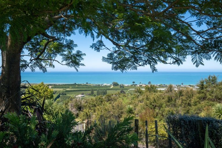 Photo of property in 11 Kaimata Road, Bay View, Napier, 4182