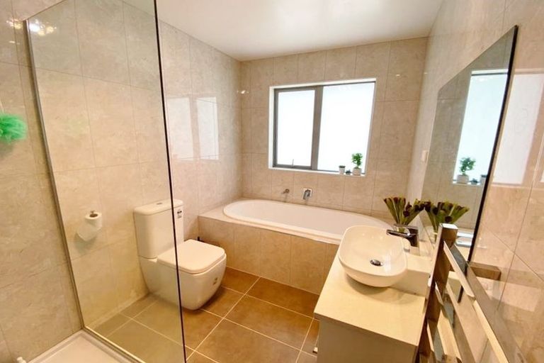 Photo of property in 6 Sauvignon Avenue, Ranui, Auckland, 0612