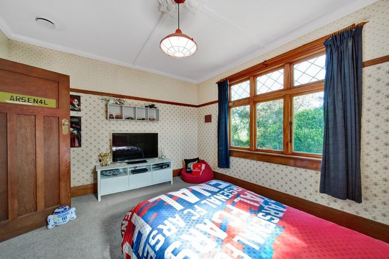 Photo of property in 14 Douglas Street, Hawera, 4610