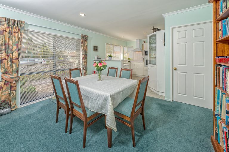 Photo of property in 21 Castlemaine Close, Dannemora, Auckland, 2016