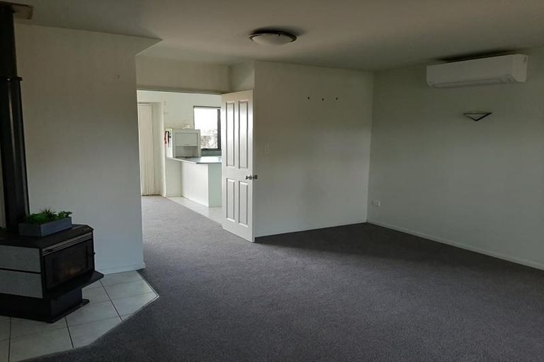 Photo of property in 12 Oxford Avenue, Te Kamo, Whangarei, 0112
