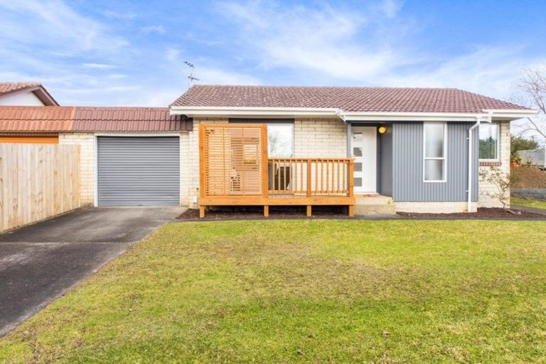 Photo of property in 1/558 Swanson Road, Ranui, Auckland, 0612