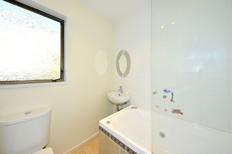 Photo of property in 69 Brodie Street, Ilam, Christchurch, 8041