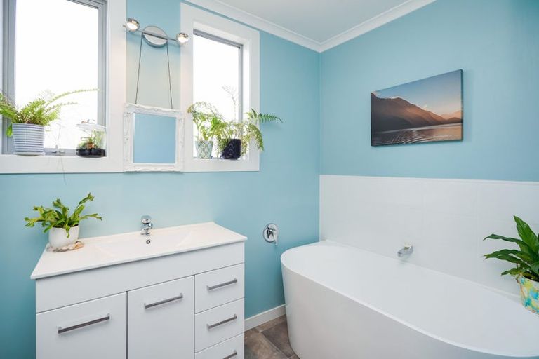 Photo of property in 49 Dome Street, Newfield, Invercargill, 9812