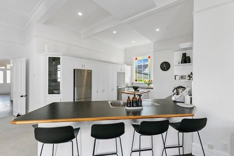 Photo of property in 26 High Street, Petone, Lower Hutt, 5012