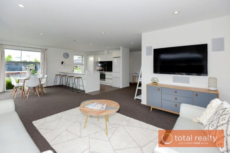 Photo of property in 4 Whitnall Street, Halswell, Christchurch, 8025