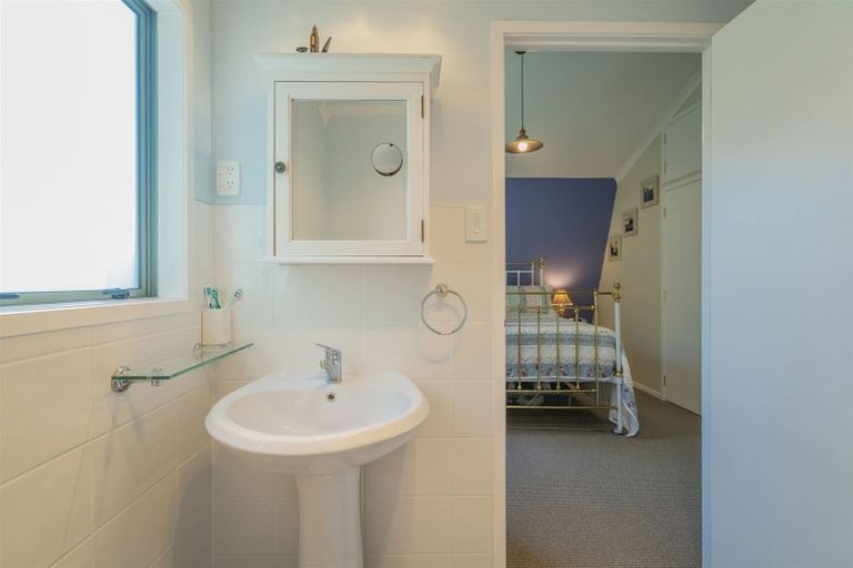 Photo of property in 11 Patton Place, Tairua, 3508