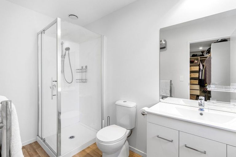 Photo of property in 194 Faringdon Boulevard, Rolleston, 7615