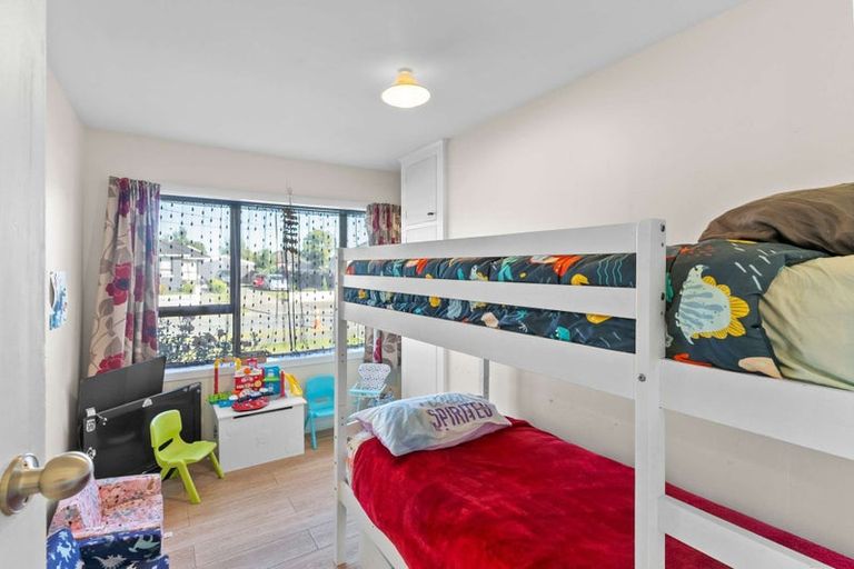 Photo of property in 26 Fenchurch Street, Northcote, Christchurch, 8052