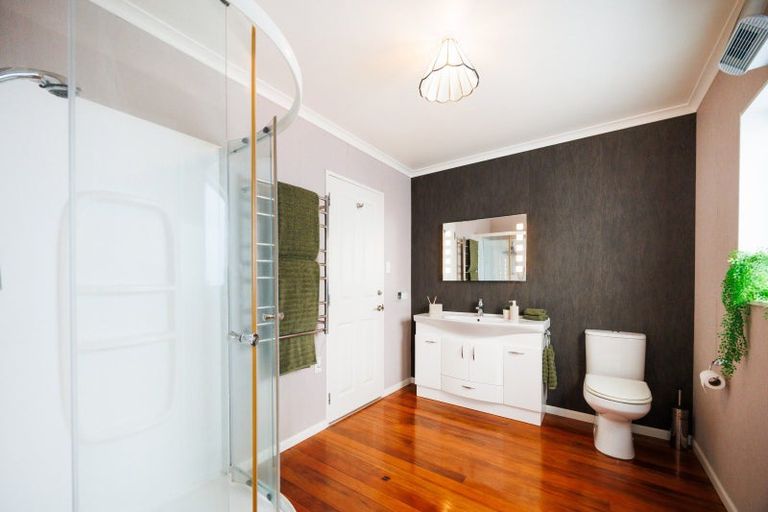 Photo of property in 7 Dittmer Drive, Awapuni, Palmerston North, 4412