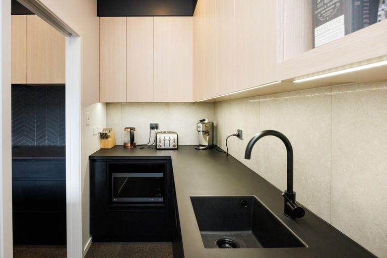 Photo of property in 35 Freedom Drive, Kelvin Grove, Palmerston North, 4414