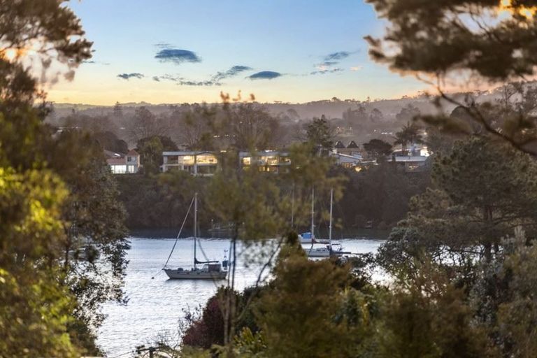 Photo of property in 28 Rahui Road, Greenhithe, Auckland, 0632