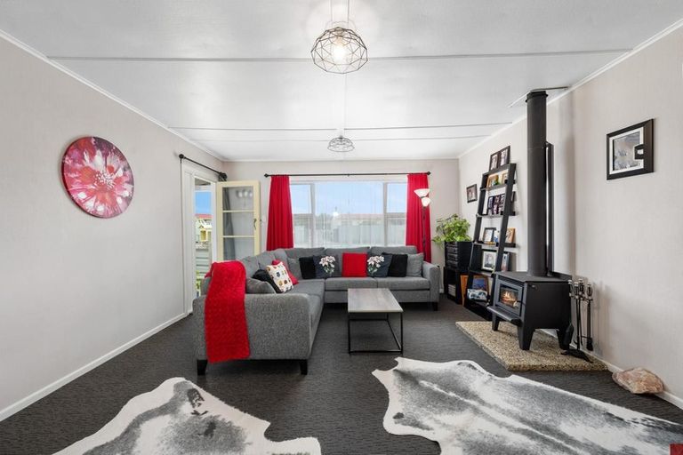 Photo of property in 14 Rangiora Street, Mangakino, 3421