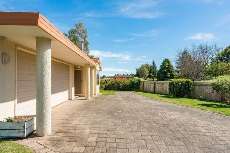 Photo of property in 43 Kiddle Drive, Hilltop, Taupo, 3330