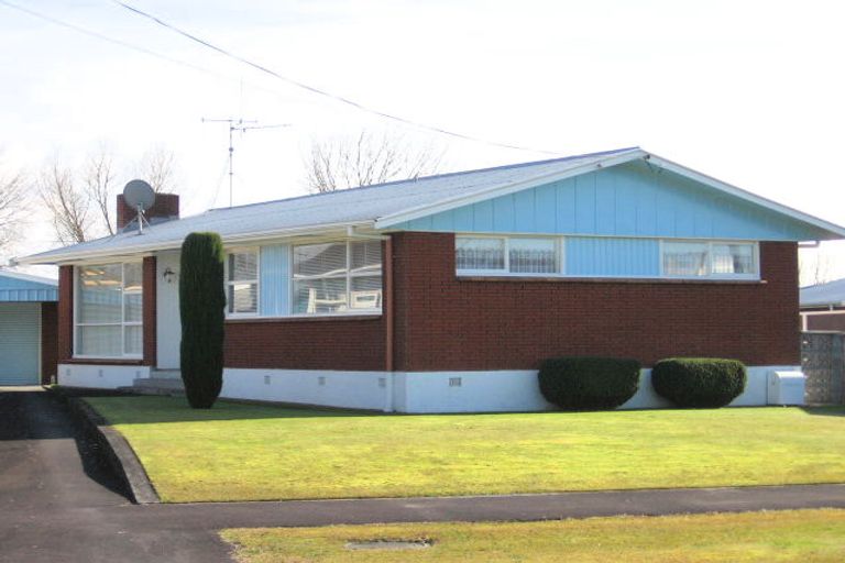 Photo of property in 39 Lewis Street, Glenview, Hamilton, 3206