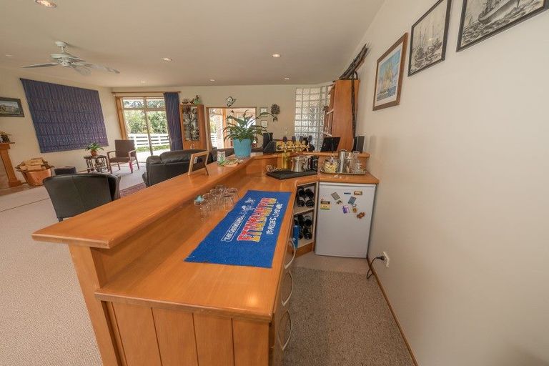 Photo of property in 275b State Highway 10, Cable Bay, 0420
