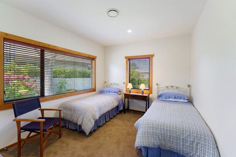 Photo of property in 7 Marewa Place, Waikanae Beach, Waikanae, 5036