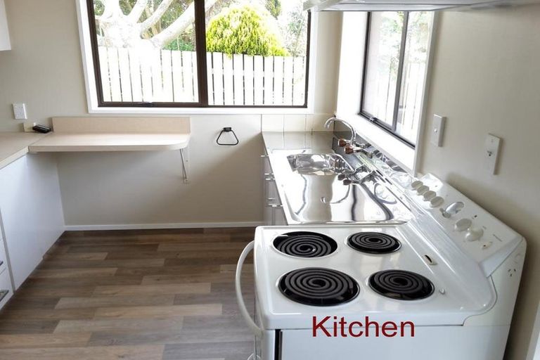 Photo of property in 2/974 Bank Street, Te Awamutu, 3800