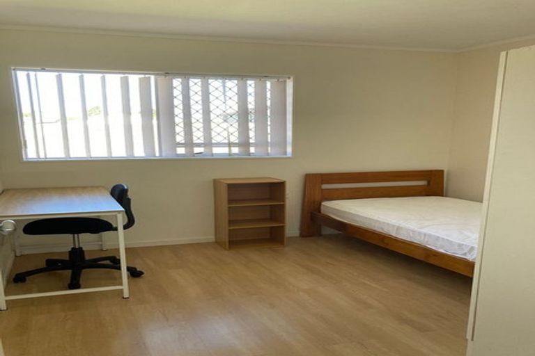 Photo of property in 55a Archibald Road, Kelston, Auckland, 0602