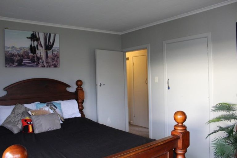 Photo of property in 52 John Street, Winton, 9720