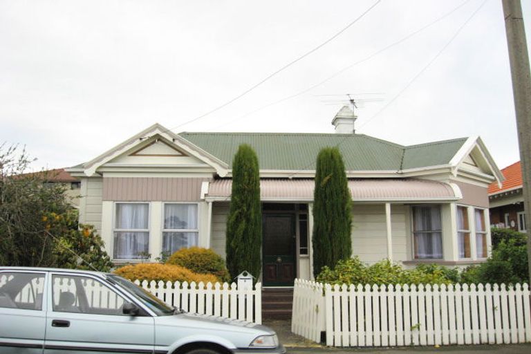 Photo of property in 6 Bernard Street, Kenmure, Dunedin, 9011