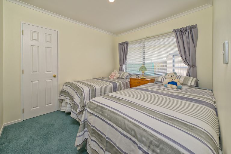 Photo of property in 21 Castlemaine Close, Dannemora, Auckland, 2016