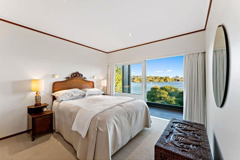 Photo of property in 47 Sylvan Park Avenue, Milford, Auckland, 0620