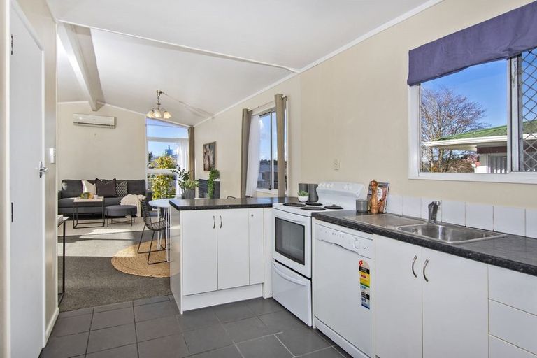 Photo of property in 44 Meadow Park Crescent, Tikipunga, Whangarei, 0112