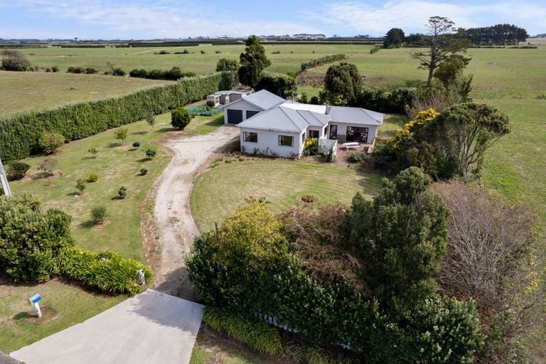 Photo of property in 525 Auroa Road, Auroa, Hawera, 4678
