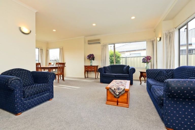 Photo of property in 6 Rosehill Way, Taradale, Napier, 4112