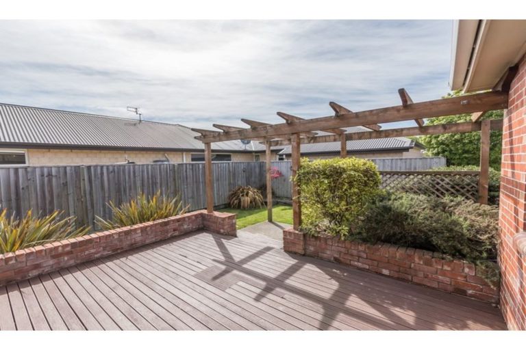 Photo of property in 78 Daniels Road, Redwood, Christchurch, 8051