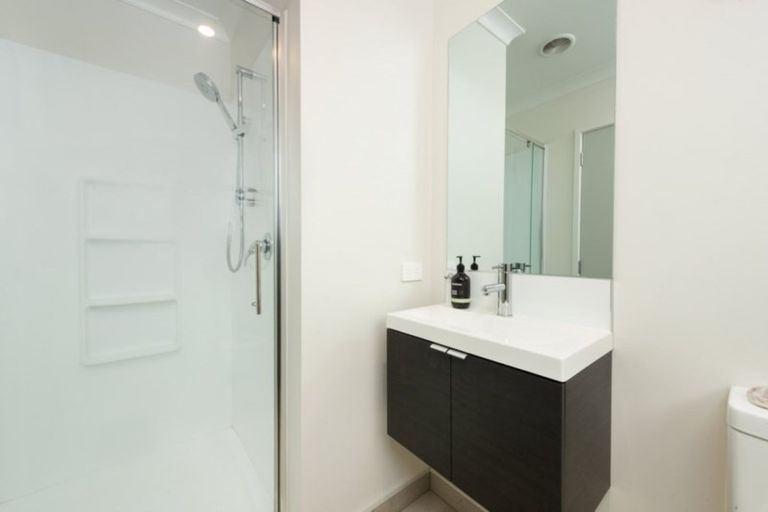 Photo of property in 80 Awataha Crescent, Pyes Pa, Tauranga, 3110