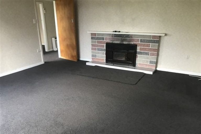 Photo of property in 24 Kent Crescent, Awapuni, Palmerston North, 4412