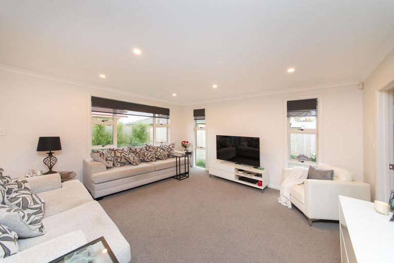 Photo of property in 402a Featherston Street, Palmerston North, 4414