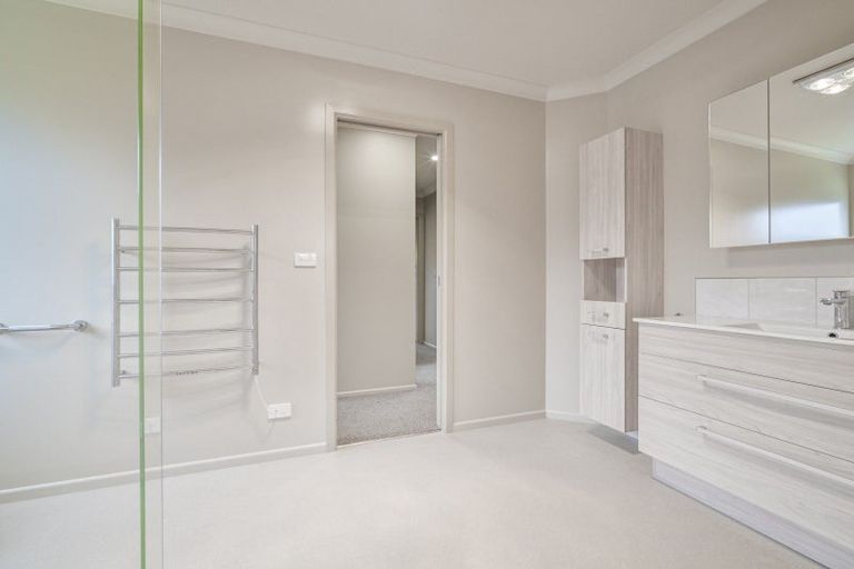 Photo of property in 10 Sixty Mile Close, Frimley, Hastings, 4120