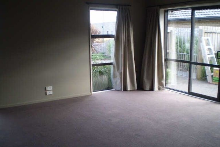 Photo of property in 37 Rolleston Drive, Rolleston, 7614