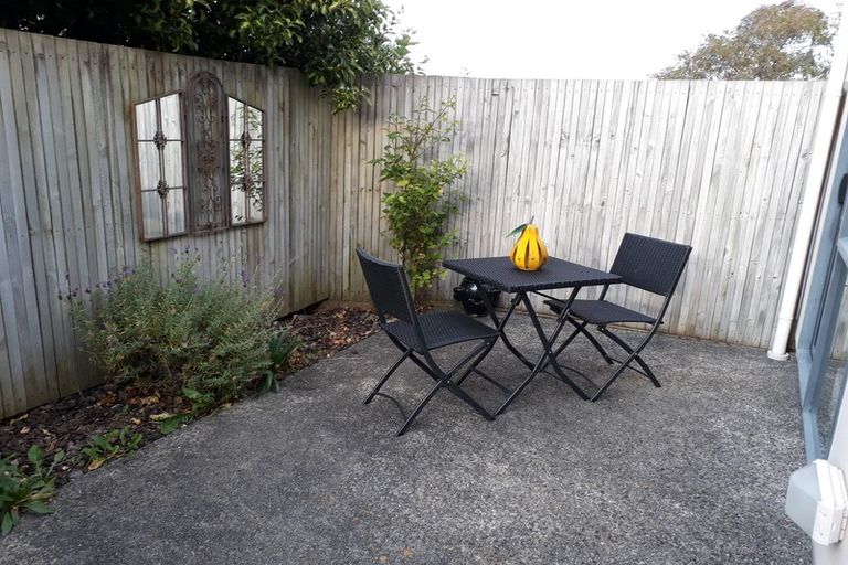 Photo of property in 28a James Cook Drive, Whitby, Porirua, 5024
