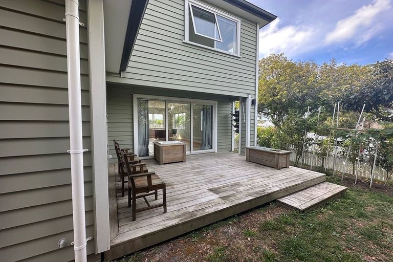 Photo of property in 17 David Street, Bayswater, Auckland, 0622