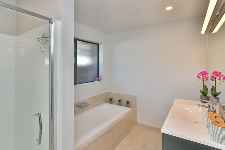 Photo of property in 10 Lambies Street, Marshland, Christchurch, 8083