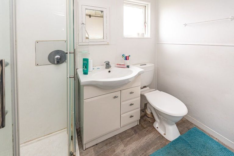 Photo of property in 23 Egmont Street, Castlecliff, Whanganui, 4501