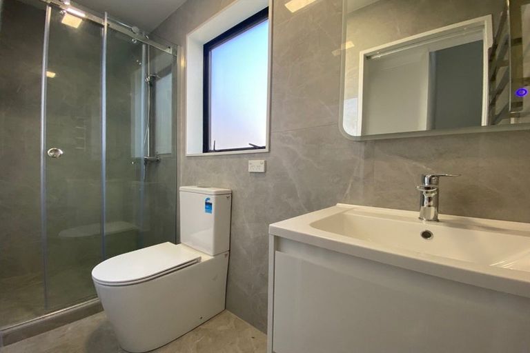 Photo of property in 65a Tiroroa Avenue, Te Atatu South, Auckland, 0610