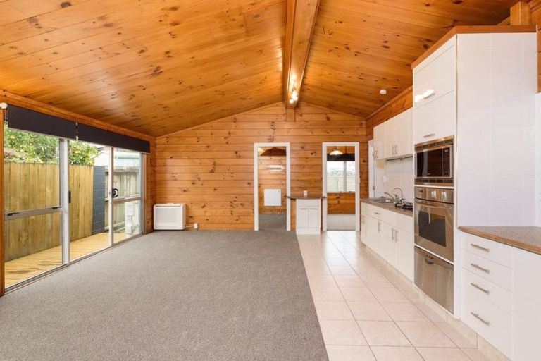 Photo of property in 3 Windsor Road, Bellevue, Tauranga, 3110