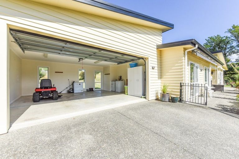 Photo of property in 927 Waiwhero Road, Ngatimoti, Motueka, 7196