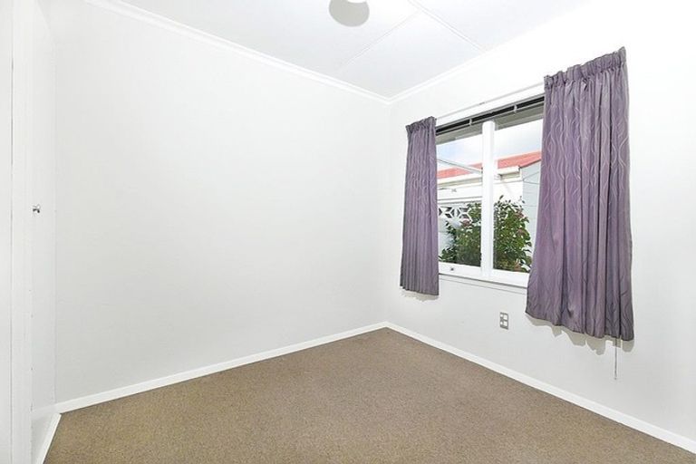 Photo of property in 6 Redbridge Lane, Sydenham, Christchurch, 8023