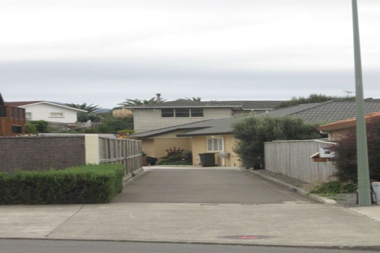 Photo of property in 27 Avion Terrace, Raumati Beach, Paraparaumu, 5032