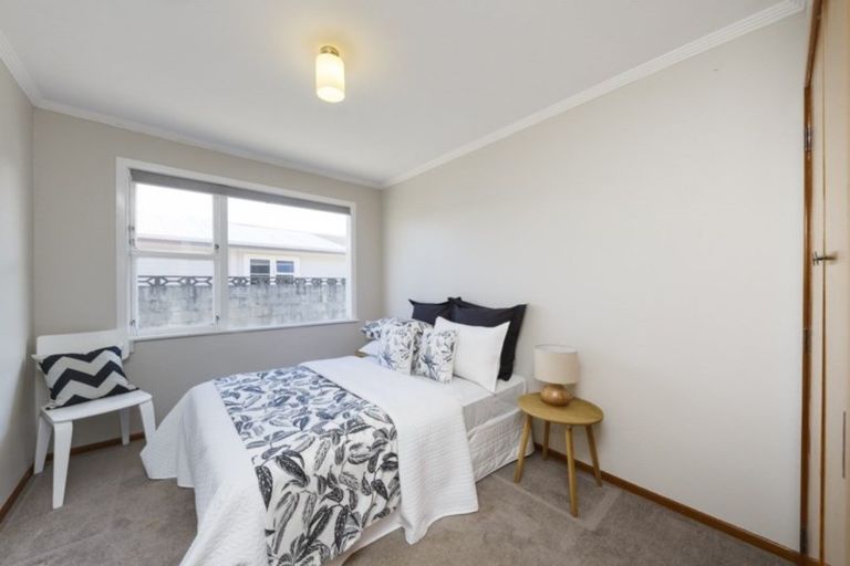 Photo of property in 37 Parkland Crescent, Terrace End, Palmerston North, 4410